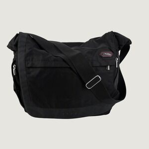 Tumi Messenger Bag Unisex Large Black 5112D Ballistic Nylon Red Lining Techwear